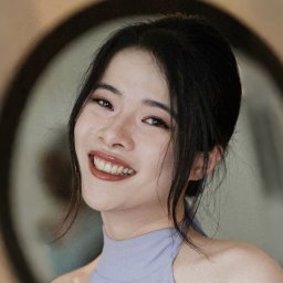 Elena Xinyi Wang