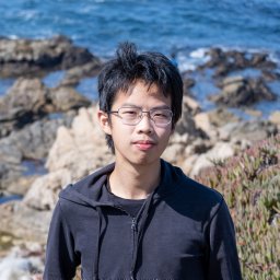 Yi Li