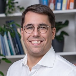 Nils Mandischer
