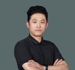 Zewen He