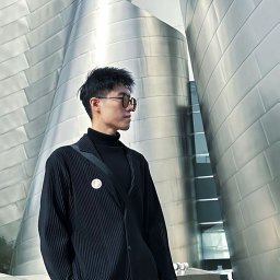 Qiuyu Lu [卢秋宇 / Luca]