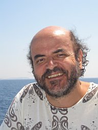Christos H PAPADIMITRIOU