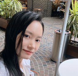 Xin Xia