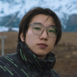 Long Bai (白龙)
