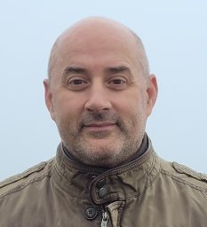 Gustavo R. Alves