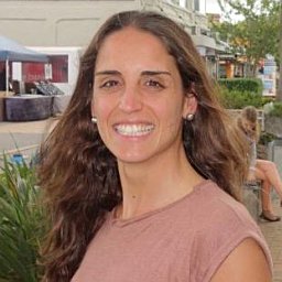 Angela Oliveira Pisco