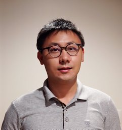 Xinchen Yan