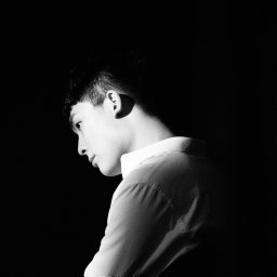 Leisheng Yu