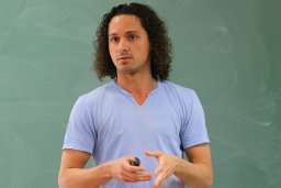 Rafael Oliveira